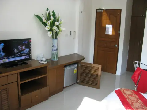 Sabai Inn Patong Phuket - Photo 4