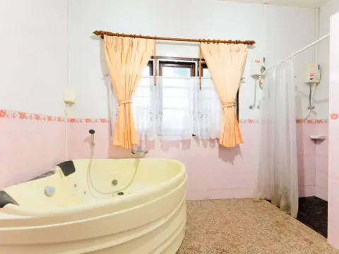 Sananwan Beach B&B - Photo 4