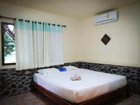 Sangsawang Resort - Photo 3