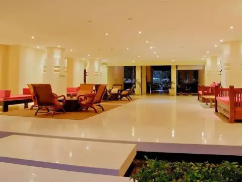 Santi Pura Residences - Photo 1