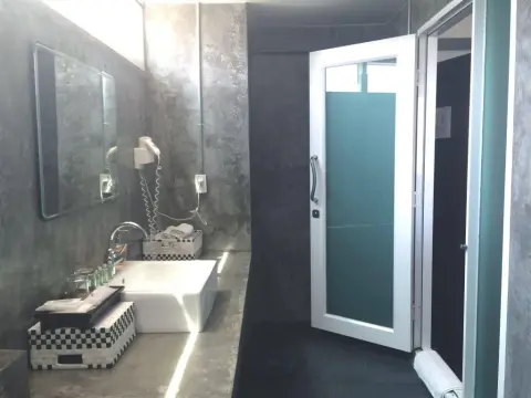 Saphaipae Hostal - Photo 3