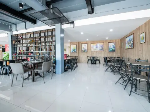 Sattahip 9 Boutique Hotel OYO Rooms - Photo 1