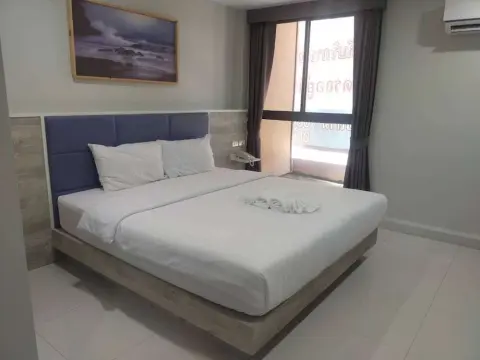 Sattahip 9 Boutique Hotel OYO Rooms - Photo 4