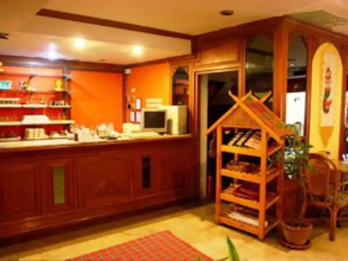 Sawatdeeluck - Hostel