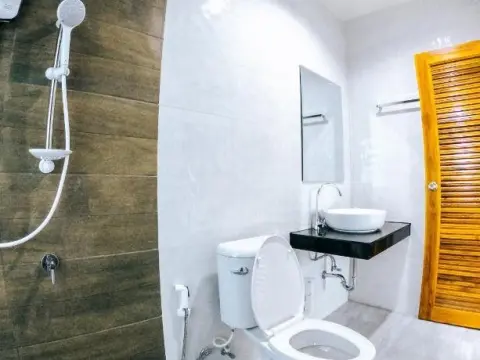 Seven Days a Week Resort - Photo 4