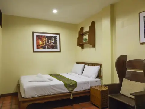 Siamese Views Lodge - Photo 2