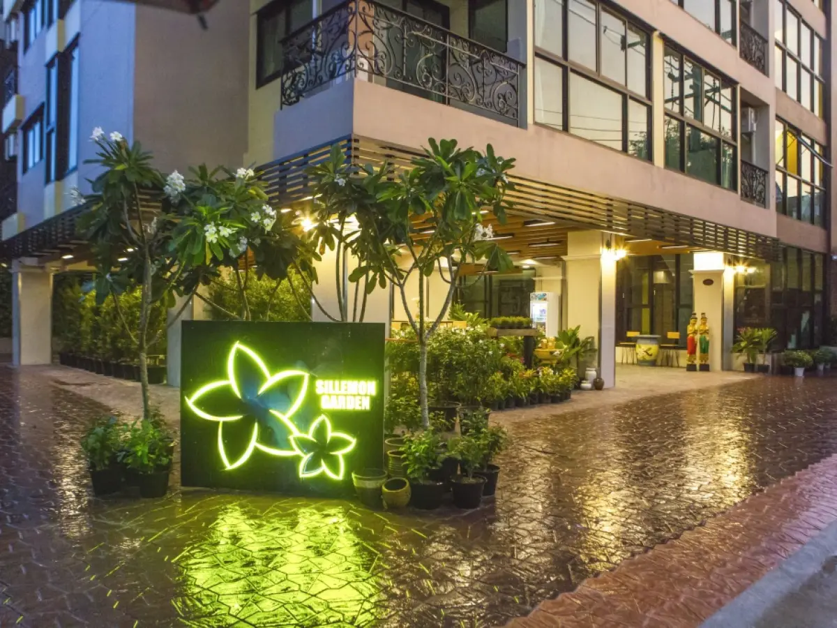 Sillemon Garden Hotel