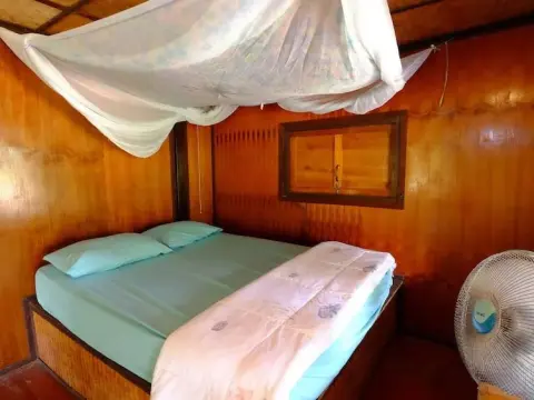 Silver Cliff Bungalows - Photo 2