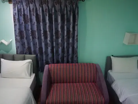 Singhanakorn Beach Resort - Photo 3