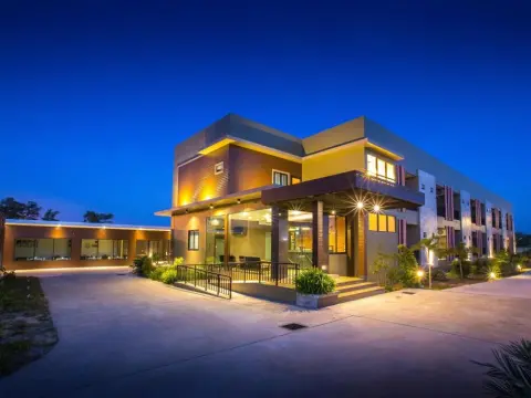 Siritrang Boutique Hotel - Photo 1