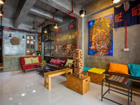 Sleeper Hostel - Photo 2