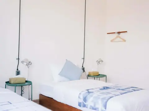 Small Town Hostel - Photo 3