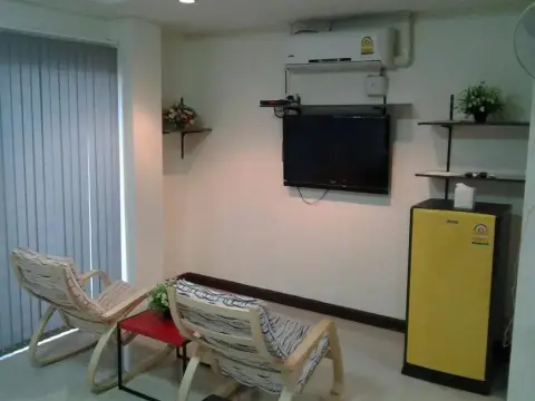 Smile House - Photo 4