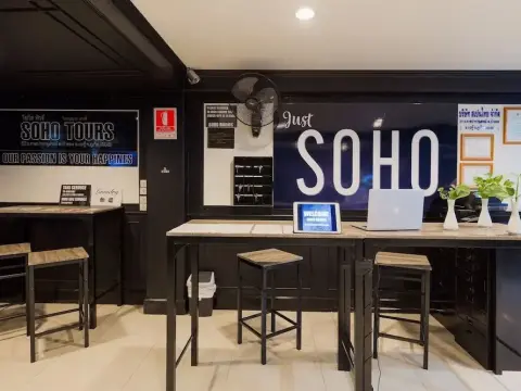 SOHO Rooms Patong - Photo 1