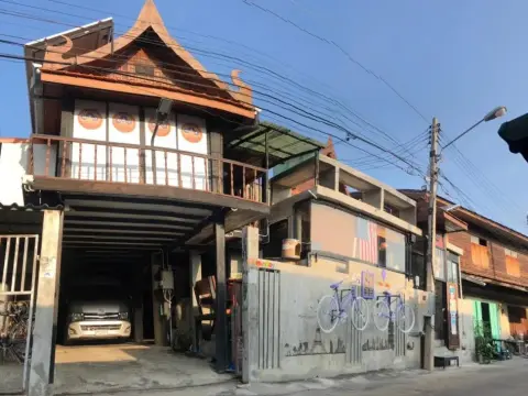 SolarCell Uthai Thani Homestay - โซล่าเซลล์อุทัยธานีโฮมสเตย์ - Foto 1