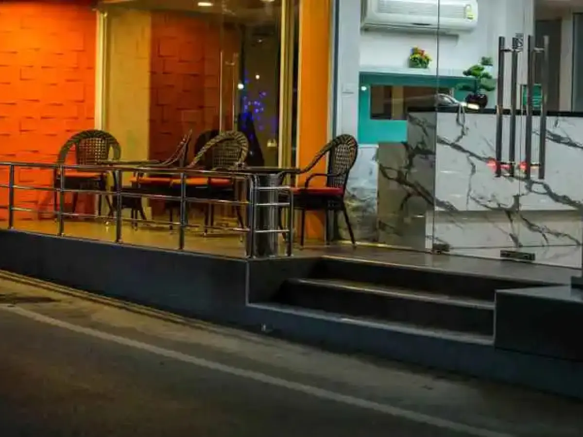 Solo Express Sukhumvit 81