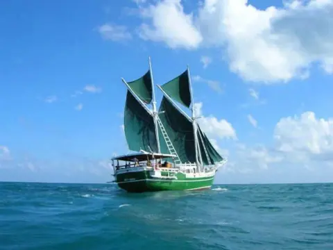 Spaboat - Photo 4