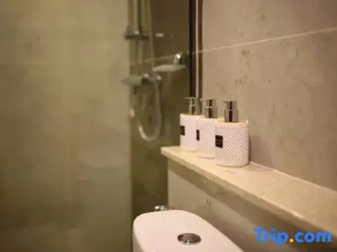 Specious Luxury 2 bedrooms Apt. - Photo 4