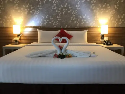 Srivaree Pavilion Hotel And Training Center - Photo 3