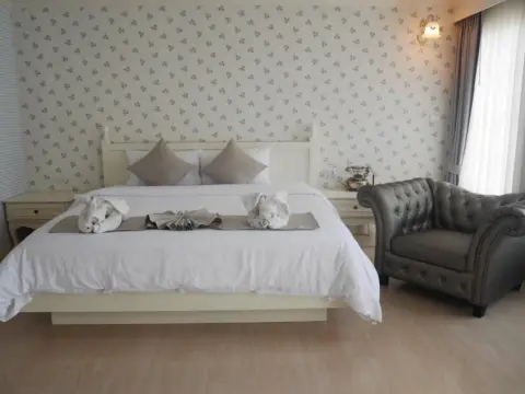 S.Swiss Hotel Ratchaburi - Photo 2