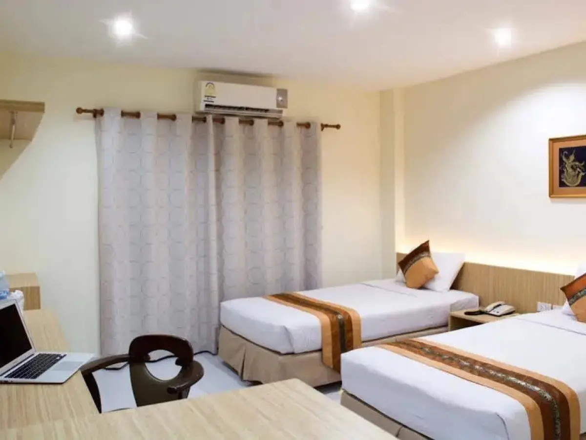 Star 3 Serviced Apartment