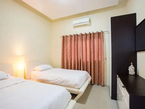 Starlight Sky Villa Pattaya - Foto 2
