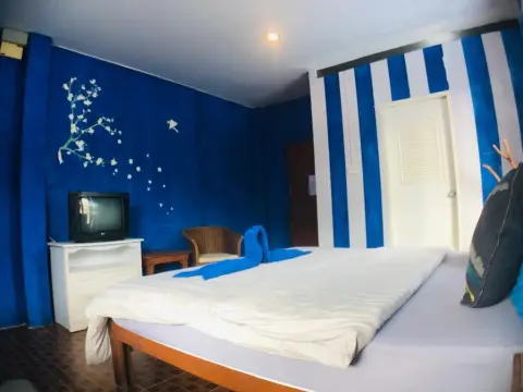 Suncliff Resort - Photo 4