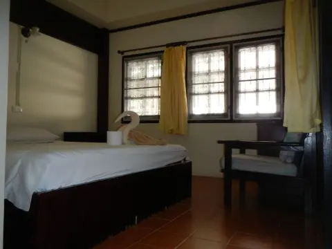 Sunrise Bungalow - Photo 3