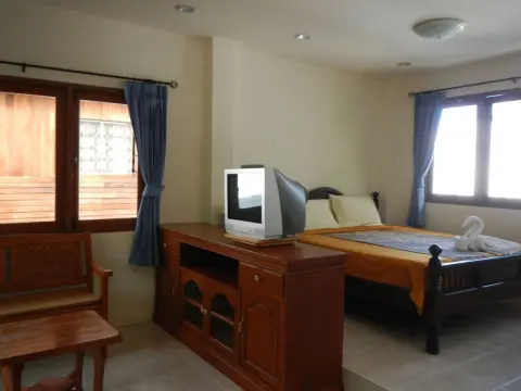 Sunrise Bungalow - Photo 4