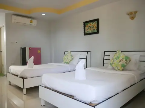 Suntorn Place - Photo 4