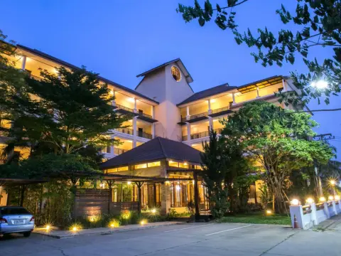 Suparee Parkview Hotel - Photo 1