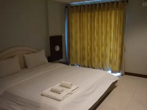 Suparee Parkview Hotel - Photo 3