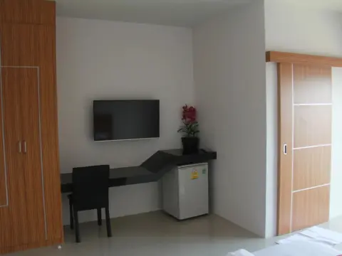 Tawan Anda Garden Hotel - Photo 4