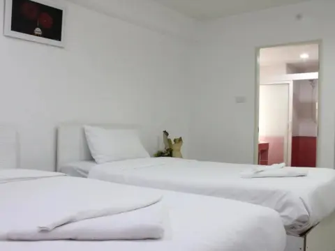 Thanyachatra Boutique. - Photo 3