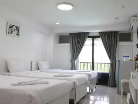 Thanyachatra Boutique. - Photo 4