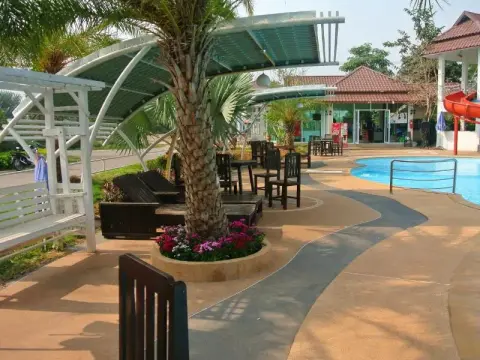 Thararin Resort - Photo 2