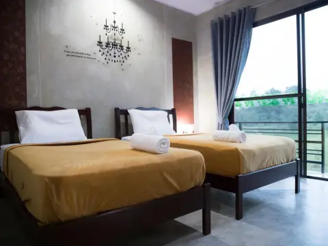 The Boat House - Photo 3