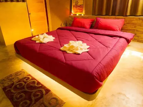 The Gallery Guest House - фото 4