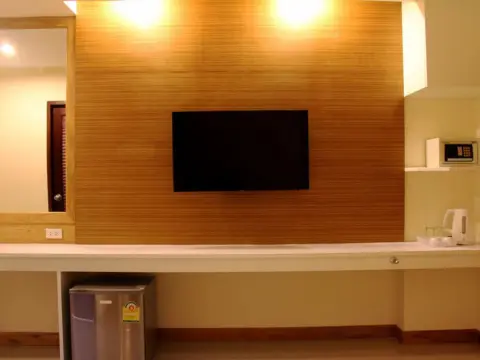 The Little Nest Phuket - Photo 4