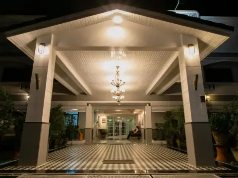 The Mercy Hotel (SHA Plus+) - Foto 1