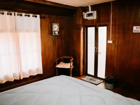 The Moon at Pai - Photo 3