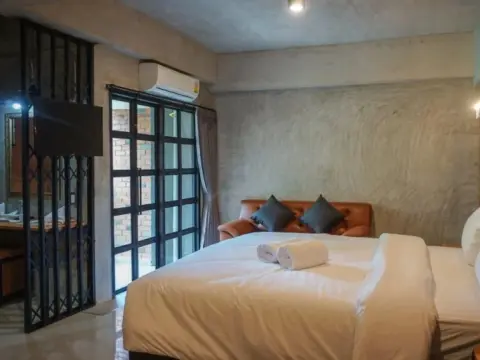 The Old Inn Hotel - Photo 3