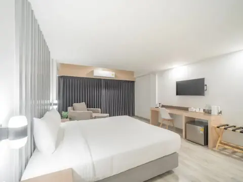 The Space Hotel Lampang - Photo 4