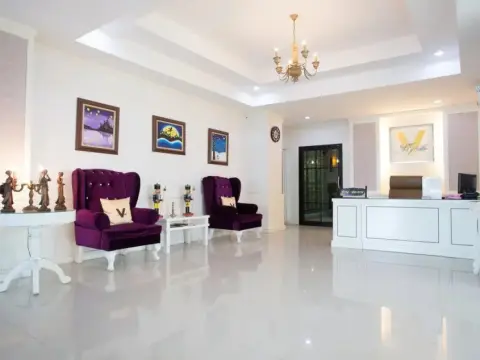 The Triple V Hotel - Foto 1