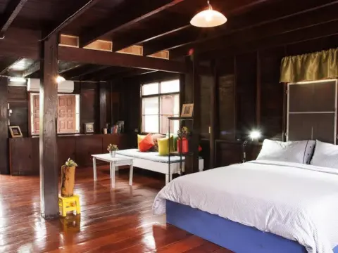 The Wooden House - Photo 1