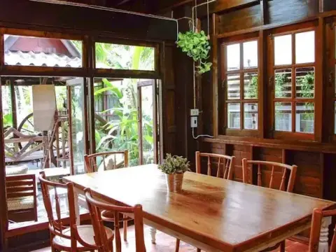 The Wooden House - Photo 4
