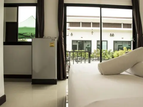 Thongsuk Mini Resort - Photo 1