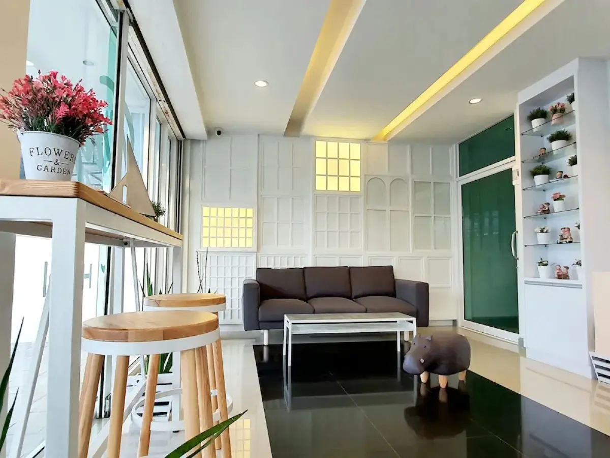 Tiny Krabi Hotel by Zuzu