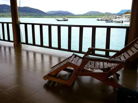 TongTomYai Homestay - Photo 3