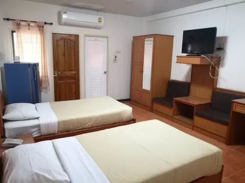 Tonkhoon Hotel - Photo 2